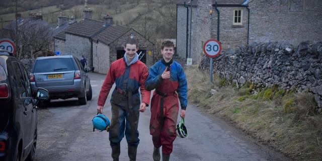 424637608 916930810433067 3153274011948921771 n