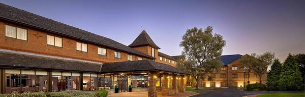 Doubletree 3 682862810