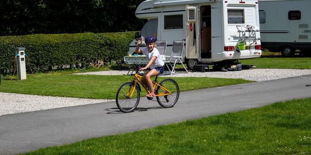 Hayfield C C Site cycling resized 1288101811