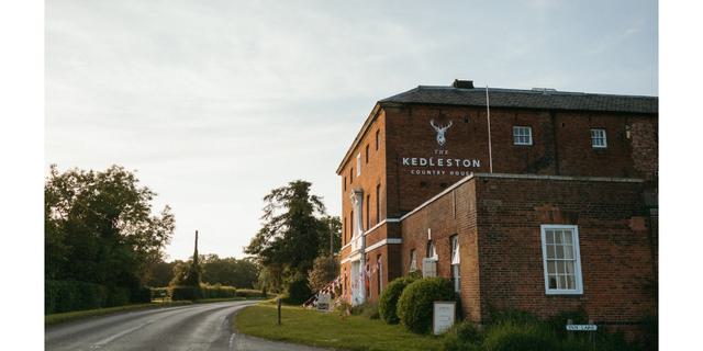 Kedleston Country House outside Tom Wingfield Photography NEW
