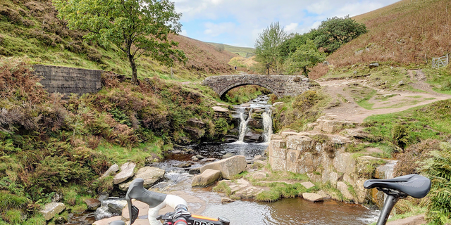 Three Shire Heads low res